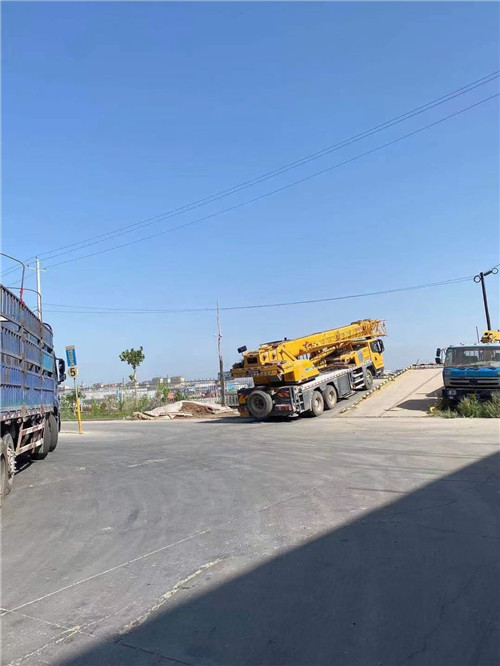 临安区25吨吊车的租赁价格大概是多少？